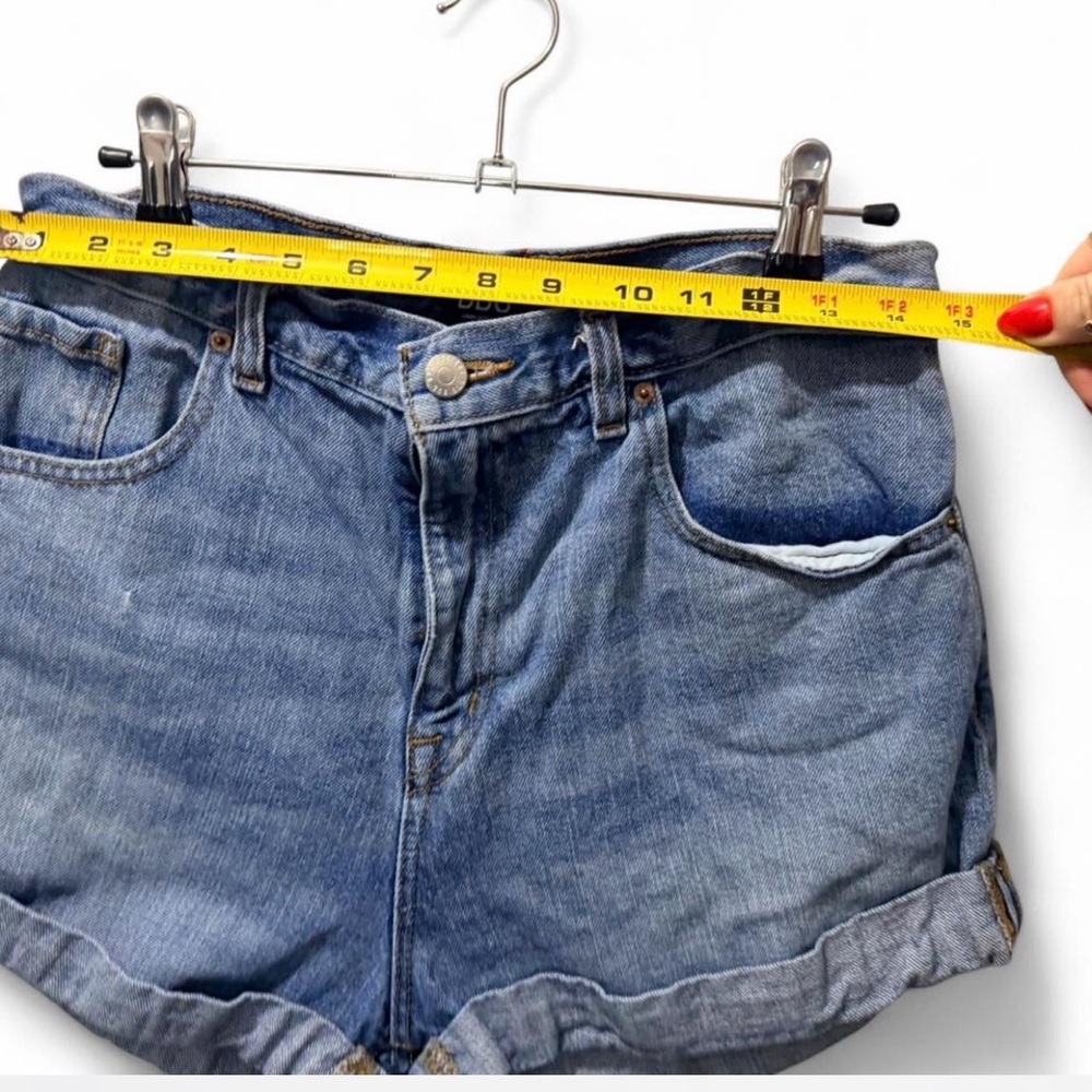 BDG Size 29 Mom High Rise Rolled Hem Denim Shorts - Picture 2 of 4